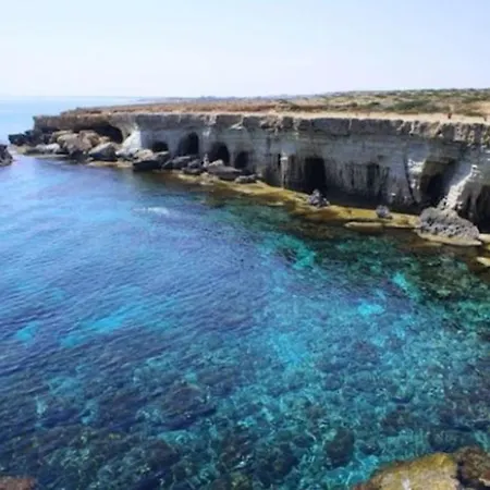 How To Rent Your Own Private Luxury Holiday In For Less Than Basic 1296 *